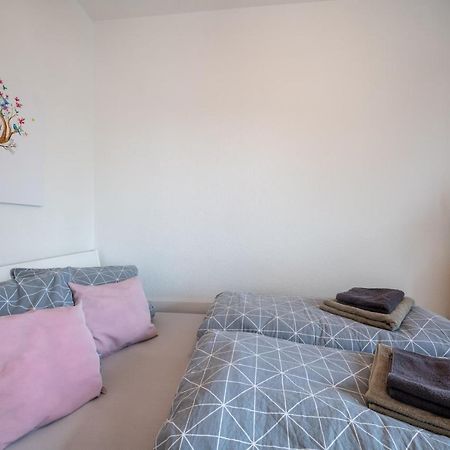 Moderne Eg-Wohnung In Sudenburg Mit Parkplatz, Top Anbindung Magdeburg Exterior photo